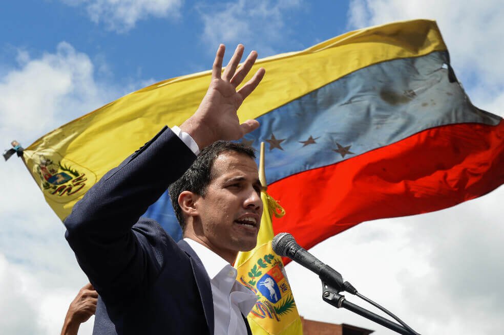 elespectador's tweet photo. Polonia, Lituania, Dinamarca, Letonia, Portugal y Países Bajos anuncian apoyo a Juan Guaidó.
https://t.co/0Pp5xPV2aD https://t.co/zZyd6SDZ6m