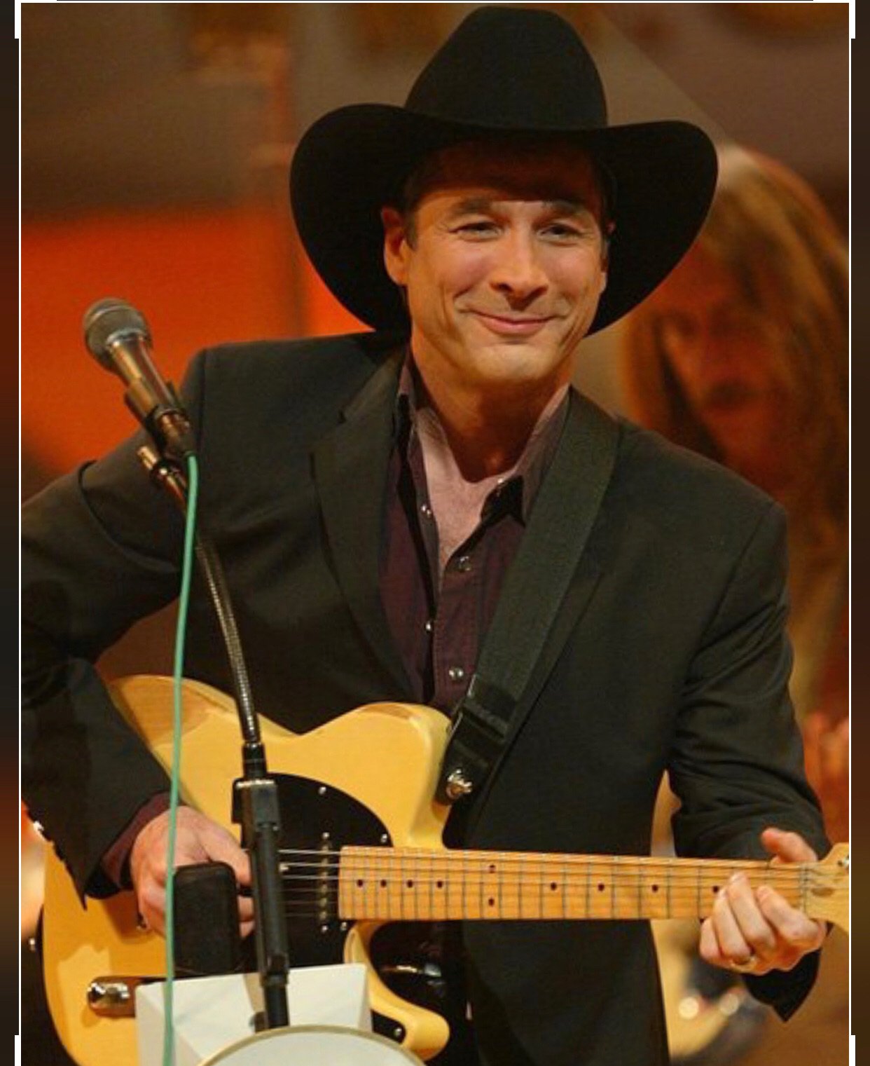 Happy 57th Birthday to one of Country Music s great voices and proud Texan  ! 