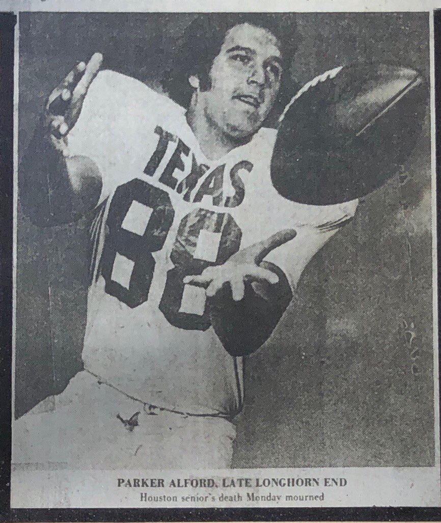 Proud to announce that I will be continuing my athletic, academic &amp; family tradition at the University of Texas! Thank you to my parents, teammates, and coaches who recruited me and helped me along the way!! #HookEm 🤘<a href="/TexasFootball/">Texas Football</a> <a href="/DrewMehringer/">Drew Mehringer</a> @CoachSampUT <a href="/jmjonesUT/">JM Jones</a>