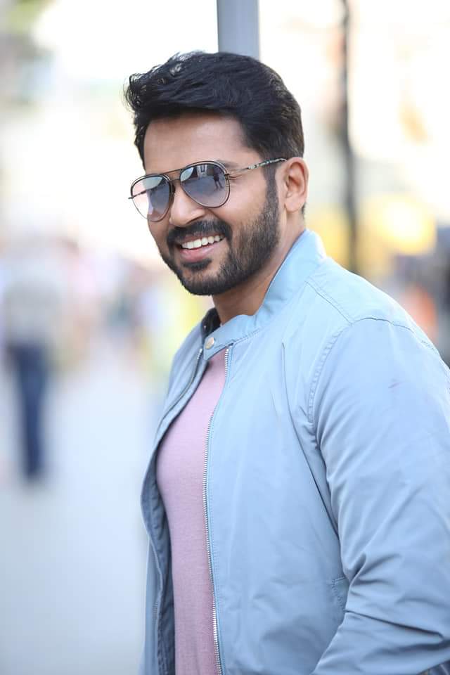 KarthiFans_Page's tweet image. Our #MakkalNaayagan @Karthi_Offl
Anna #Dev New Stills 😍😍😍

#10DaysGoForDevFDFS