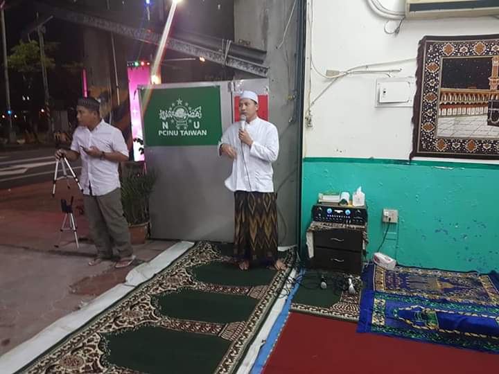 NU26CS's tweet photo. InsyaAllah besok akan dilaksanakan pengkaderan dan peresmian Ansor Banser Taiwan.
Ikhtiar untuk terus mengembangkan organisasi warisan kyai.
Semoga lancar dan berkah.

Persiapan acara dan penyambutan oleh NU Ranting Nankan, salah satu Ranting NU di Taiwan #NuMendunia https://t.co/DMRLu4KF9l