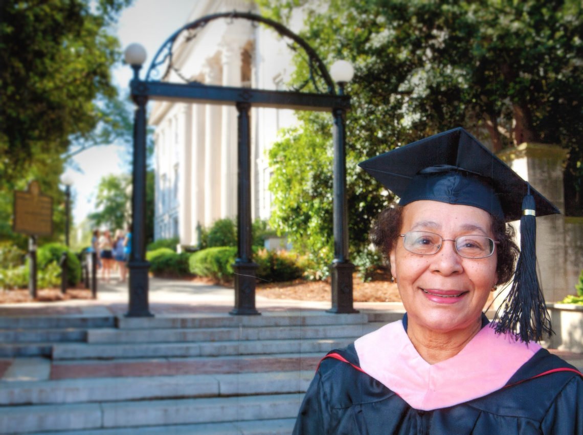 UGA_Arts's tweet image. We are so proud of UGA's first African American graduate, Mary Frances Early. A free screening of “Mary Frances Early: The Quiet Trailblazer” will be held Wednesday at 6 p.m. in Tate Theatre. For more, see news.uga.edu/mary-frances-e…