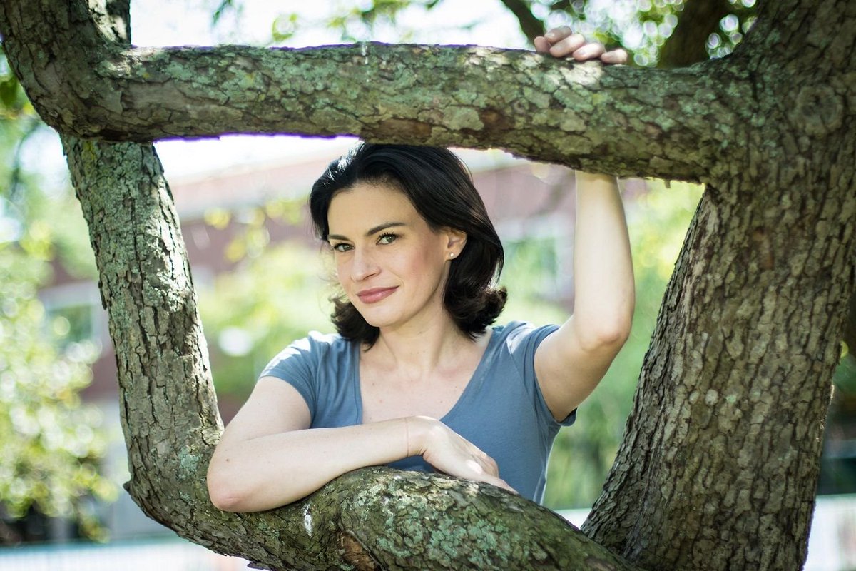 DonahueModels's tweet photo. People don't remember each tree in a park but all of us benefit from the trees. And in a way, artists are like trees in a park. Yoko Ono

Model: Siobhan

#DonahueModelsandTalent https://t.co/rKE608lWKQ