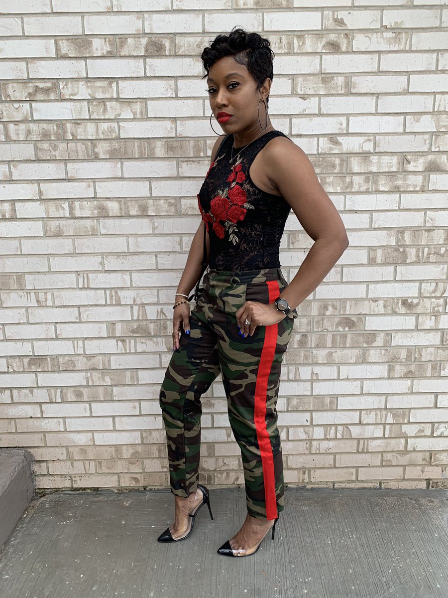 shondamicole's tweet photo. πΆyeah you can snooze if you wanna, but not on me babyπΆ and not on my blog π check out my blog street chic for details on this look! #fashion #fashionaddict #style #stylish #fashionforward #fashiondiaries #smstyleloft #shondamicole https://t.co/zMx4axRvmA