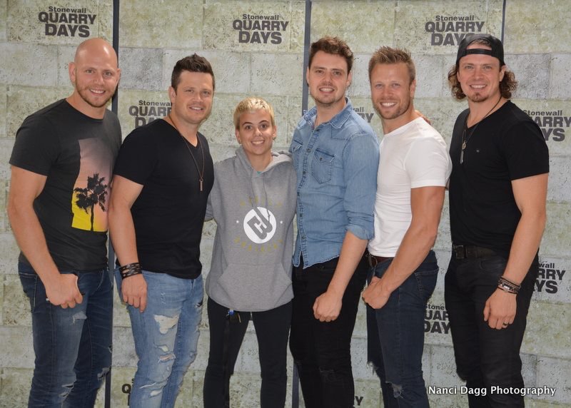canucksfan01's tweet photo. Wish I could see these guys again on Friday in Winnipeg on the #TheJourneyTour 
@HunterBros https://t.co/d38RLMf8yy