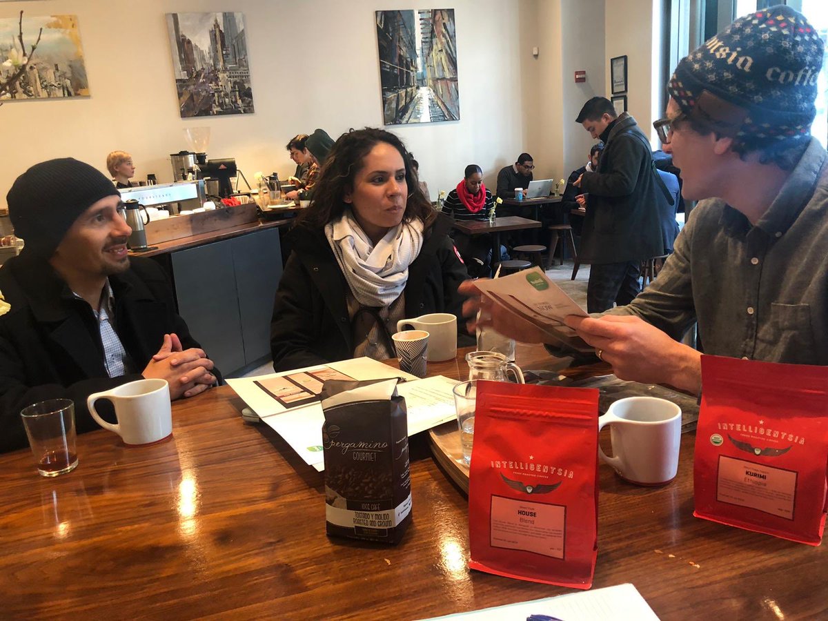 proecuadornoram's tweet photo. In their business trip to #Chicago, the 🇪🇨 coffee producer @Sabdi_alimentos meet with @Intelligentsia, a chain of coffee bars, roasting works, and training labs throughout 🇺🇸 #EcuadorInChicago #EcuadorianCoffee https://t.co/at86oadMMO