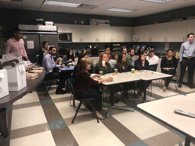 MThompsonCB's tweet image. I started my morning off chatting with Staff and Seniors in our @CherryBekaert Coral Gables office. A very fun group. #CEOonTheGo #CBCoffeeTalk #CBEngage