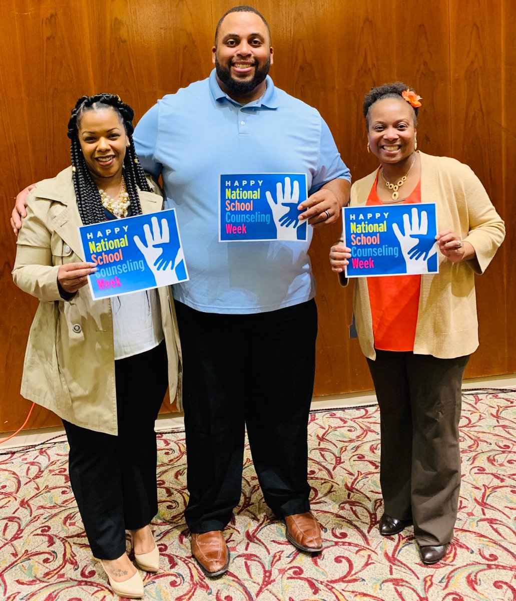 LVBEINTHEKNOW's tweet photo. Celebrating national school counselor week with some of the most dedicated individuals I know . @TheNewView324 @ConnectionsWake @WiseFarmerBrown @WakeSchCounslor @MEPHSCareerCtr
#neverstopgiving
#neverstoploving
#neverstopgrowing
#sowinfaith https://t.co/t6fGR1UyT7
