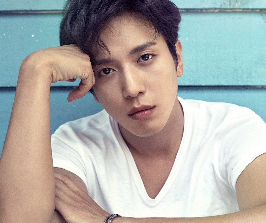 Missing him today.😭😭😭
#JungYonghwa #CNblue #Heartstrings #IveFallenForYou