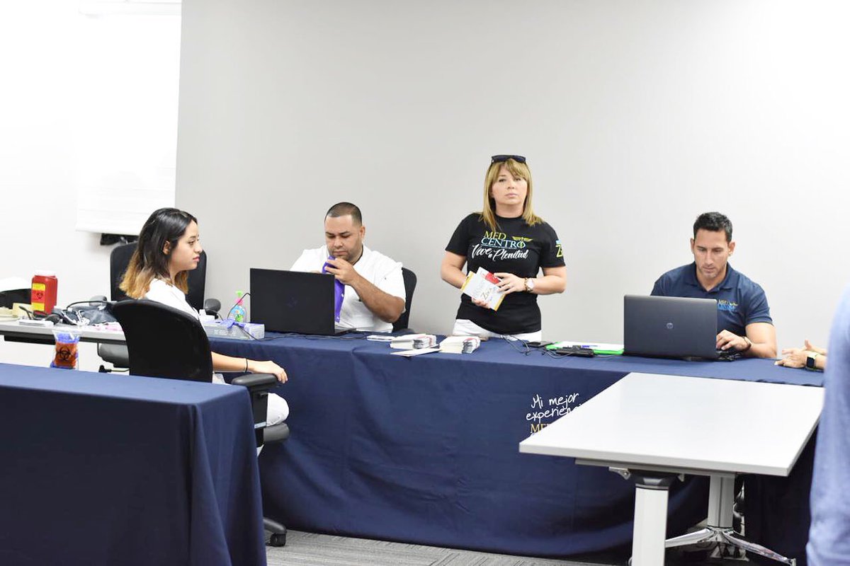 AcueductosPR's tweet photo. [Ahora] Personal de la #RegiónSur participa de clínicas de salud en las oficinas de #ElTuque en el municipio de #Ponce #AAAparaTodos #UnEquipo https://t.co/V7AqFxy5j5