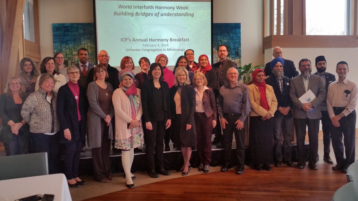 VarshaNaik2's tweet photo. Building bridges of understanding at the annual interfaith harmony breakfast @interfaith @UnitarianUUCM #svenspengemann #bonniecrombie @DICharter @rdrpeel https://t.co/8J18npQojO