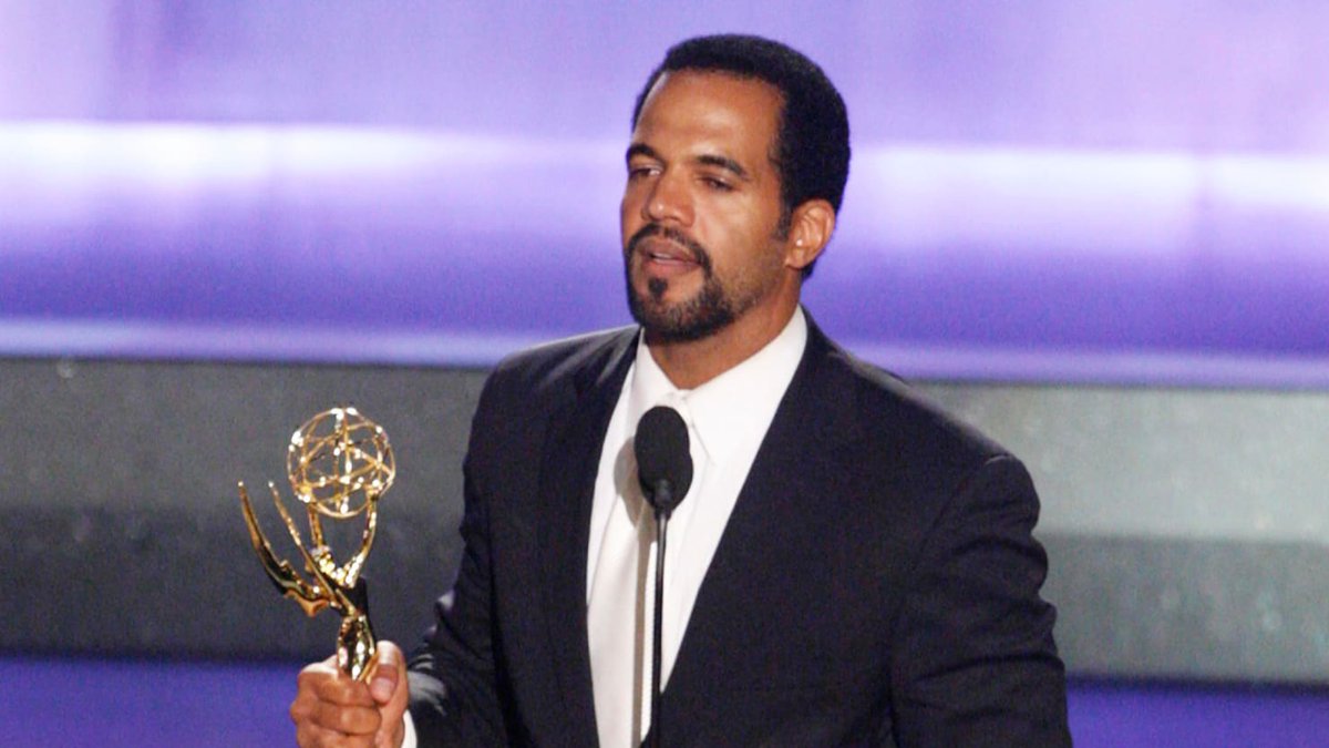 StephanieA1208's tweet photo. Kristoff St John 🙏 My grandmother watched her stories, and I grew up watching it too. #ThankYou Prayers to your family... 🙏 https://t.co/cyvtg7GF8M