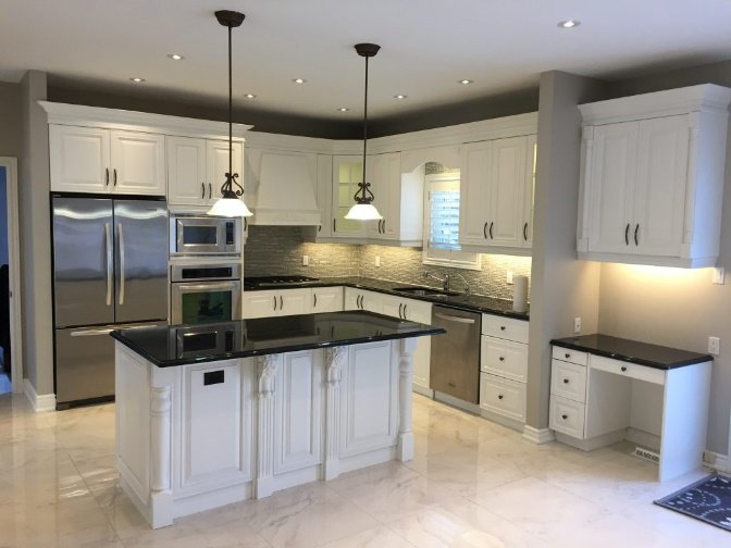 Are you unable to afford an extensive remodelling? Does your kitchen mismatch your lifestyle? It may be time to refinish your kitchen cabinets! bit.ly/2W2NvpN #cabinetrefinishing #furnitureupgrade #Booth7