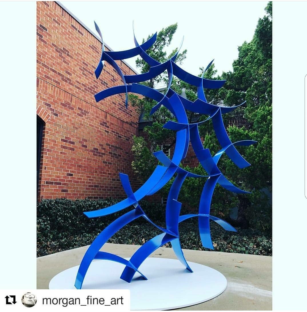 PetreeCollege's tweet photo. #Repost @morgan_fine_art (@get_repost)
・・・
“Shooting Star” just installed on the campus of Oklahoma City University💫 #morganrobinson #publicart #installation #permanentcollection https://t.co/ddDRTzuy7O