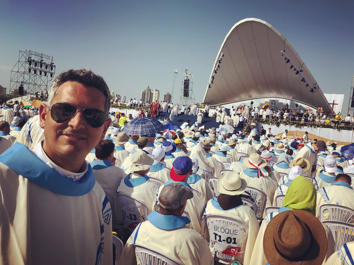 🙌 Santa Misa final de la #JMJ junto al #PapaFrancisco, miles de sacerdotes y una multitud de jóvenes venida de todas partes del mundo 💪🌍🇵🇦🇺🇾
#JMJestáAquí #UruguayosEnLaJMJ 🇺🇾
#FranciscoEnPanamá⁠ ⁠⁠⁠⁠ ⁠#Panamá2019 🇵🇦