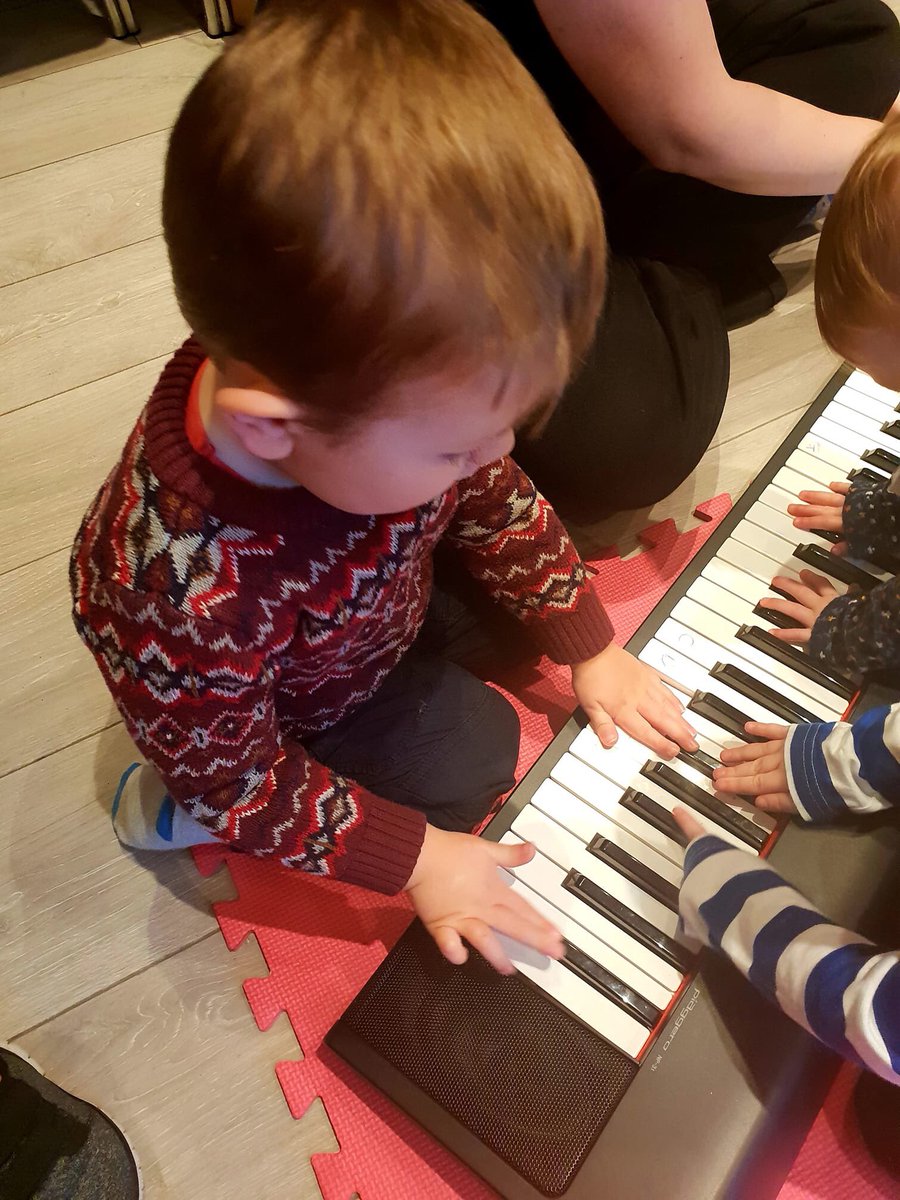 Piano fun this morning at #musicalmonday @StCuthbertWrose   Lots of mini hands making a very musical ‘noise’ 😂 #musicisimportant #savemusicinschools #startthemyoung #minimusicians #pianoskills #toddlermusic #Bradford