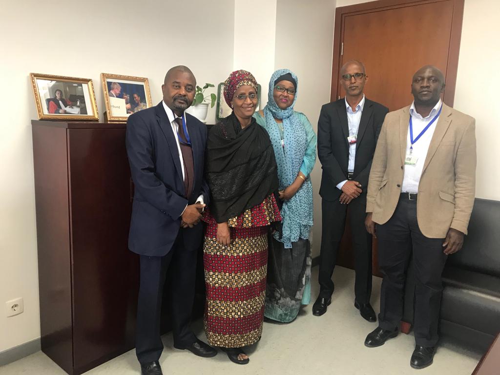MariamYassinHY's tweet photo. We had constructive meeting with colleagues of Department of Social Affairs #AUC. Intensive discussion on #migration #policy, #migration #governance &amp; #ACRWC.
@SomaliPM @Elfadil_DSA
@MwomenHRD @MfaSomalia @giz_gmbh @Aics_Mogadiscio @ItalyinSomalia @MoCASomalia https://t.co/sMaV0yitfp