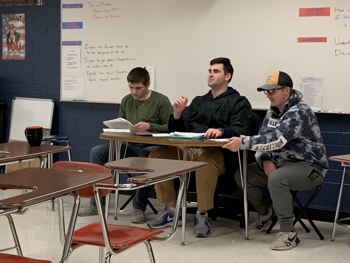 MrLunkenheimer's tweet image. Question Time review on Friday and mini review session today during AIM. #lunkapgov #warriorpride156 #apcomp #UK