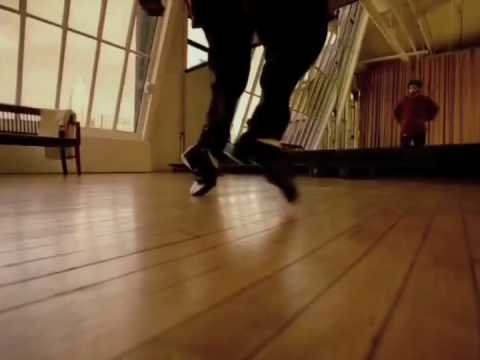 Check out this cool throwback commercial featuring <a href="/TheSavionGlover/">Savion Glover</a> from 1997: bit.ly/2RCTNZM

Then come see him live this Thursday! Tickets --&gt; bit.ly/2RFmjd4
#Commerical #TapDance #STNJ #SavionGlover