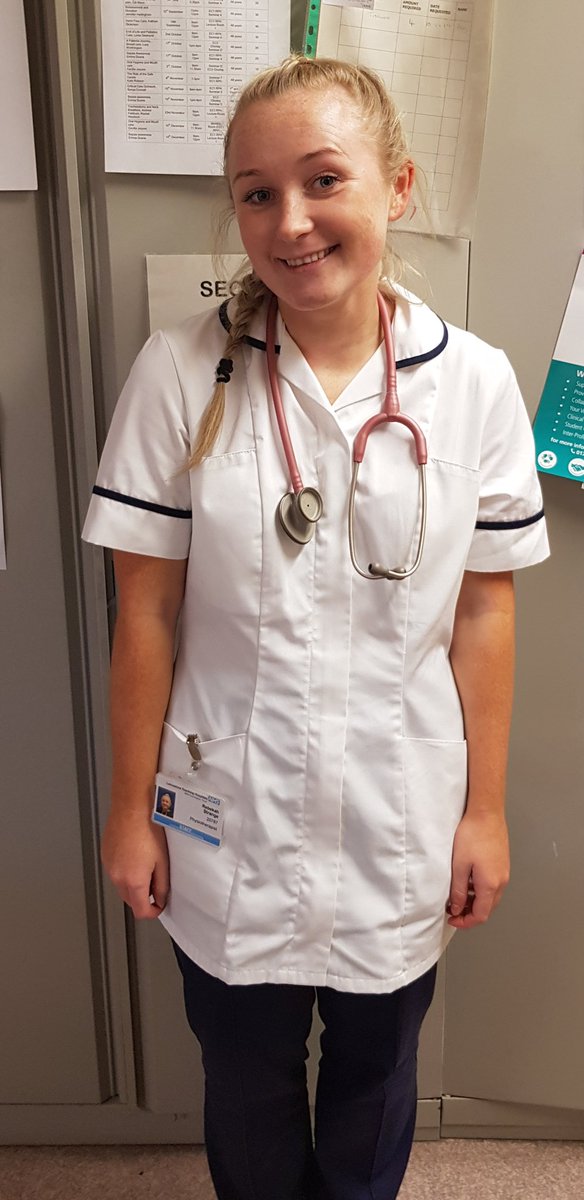 Also (in non #assistantmonth news) our pre-registration Physio is no longer a pre-reg! She is fully, officially #hcpc registered! Well done Rebekah 🎉🎉🎉 @thecsp @LancsHospitals @AnitatheOT @LouiseFarring10