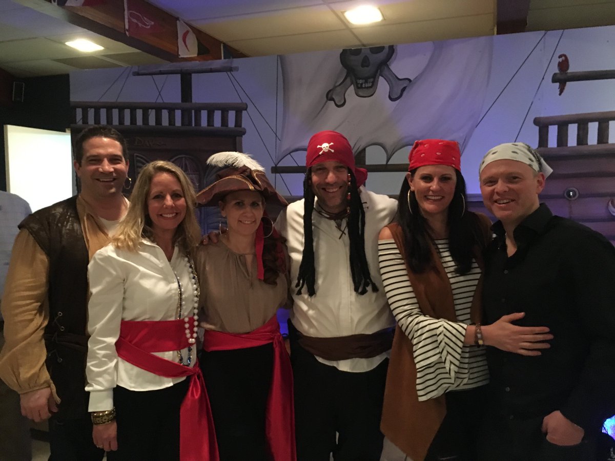 HFHMonroe's tweet photo. We be getting to the bottom of the barrel matey's. Get ye tickets fast before it be too late! ALMOST SOLD OUT! Pirate Parrrty <---- #BootyBash #PirateParty #Habitat #MonroeMI 
https://t.co/rTqEhiV9qf https://t.co/vpQCc7JTZj