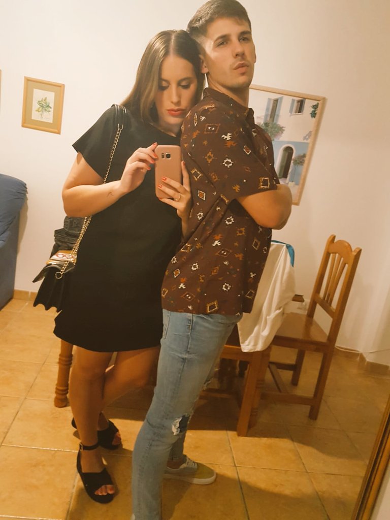alexcorrero7's tweet photo. Good Night ❤ @AnabelRReina https://t.co/clSUsJYLQ7