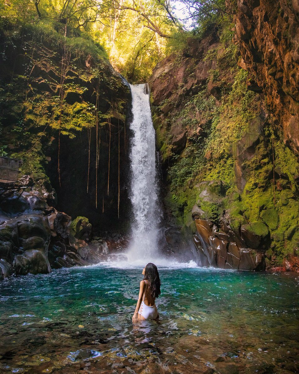 My friends at <a href="/gadventures/">G Adventures</a> and <a href="/mindbodygreen/">mindbodygreen</a> are giving away a spot on the same #wellness trip I went on last year! 

Please enter and win. It’s an incredible experience. 

gadvnt.rs/wendy-costa-ri…