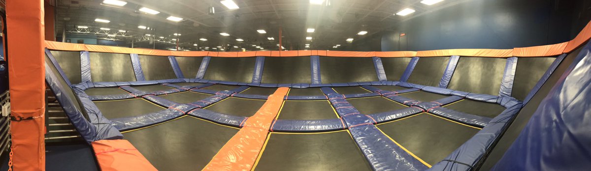 TprCharlie's tweet photo. Mark you calendars 📆 April 10th will be an Ultimate Dodgeball Tournament with the proceeds helping Shop With A Trooper. #DodgeballArena #ShopWithATrooper #GameOn https://t.co/DVttqE0KII