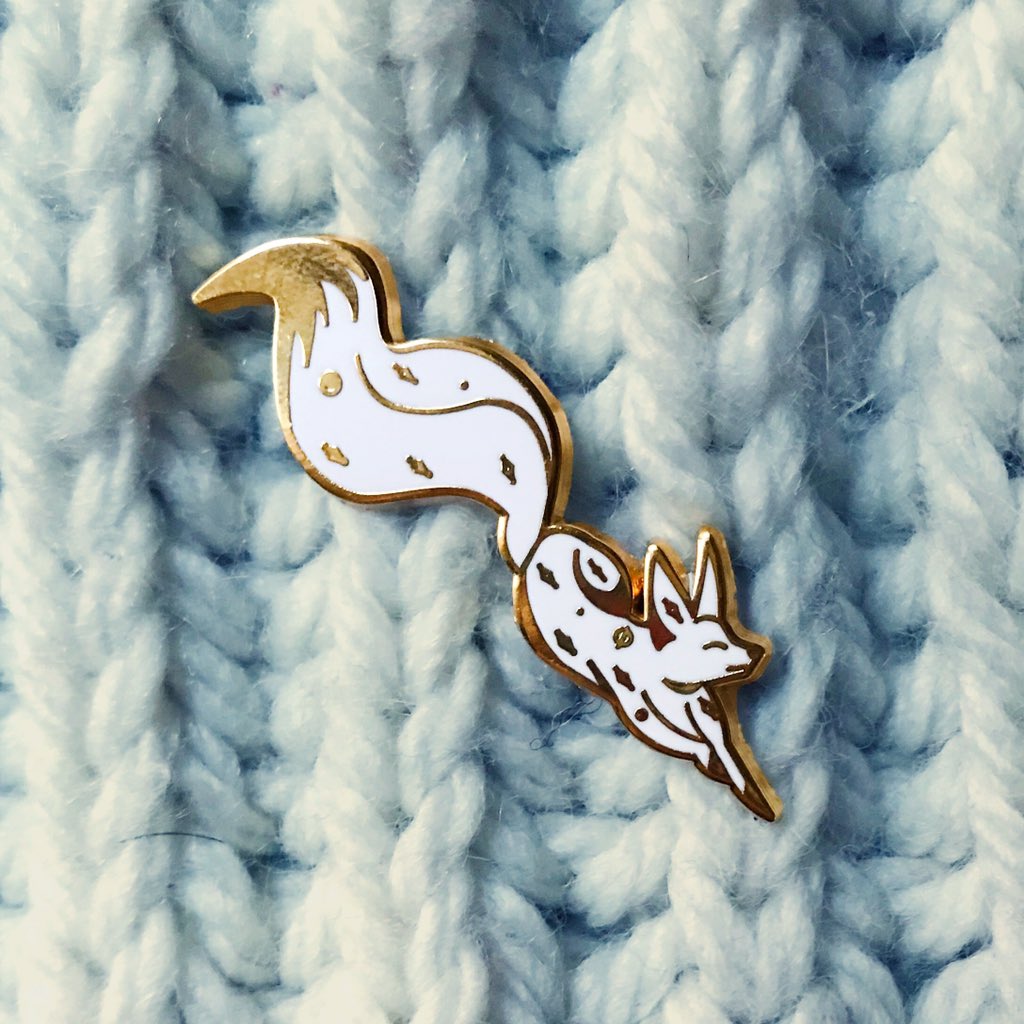 KewaiiStudio's tweet photo. Fox space π¦β¨ Available in my Etsy π 4 different colors π€ https://t.co/73mlP4T2rI π
#enamelpin #fox #pins #enamelpins #pinmaker #pincollection #pincomunity #pinstagram #pincollection #pincollector #pingamestrong #pingame https://t.co/UAo2D1qRtN