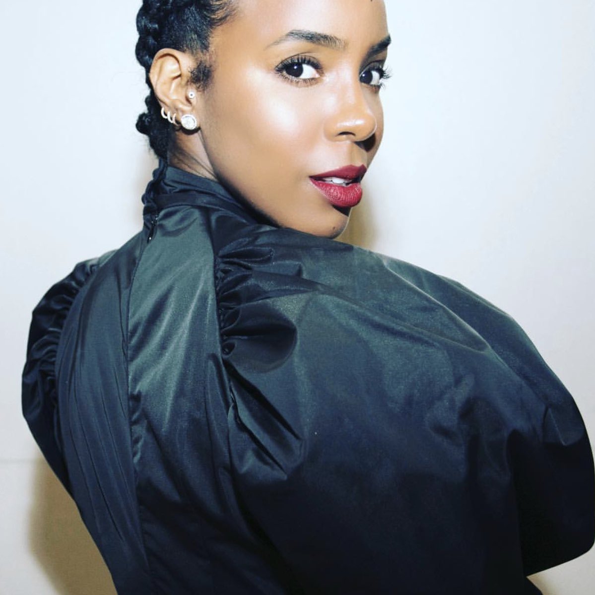 KELENDRIA ROWLAND on Twitter