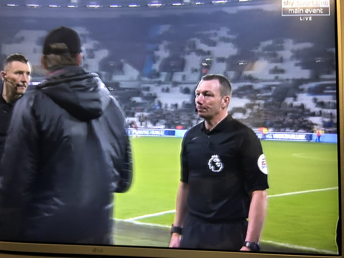 paddypower's tweet photo. Klopp complaining to the officials because they didn’t pick the ball up and simply place it in West Ham’s net for them. https://t.co/7tVrk0WM8c