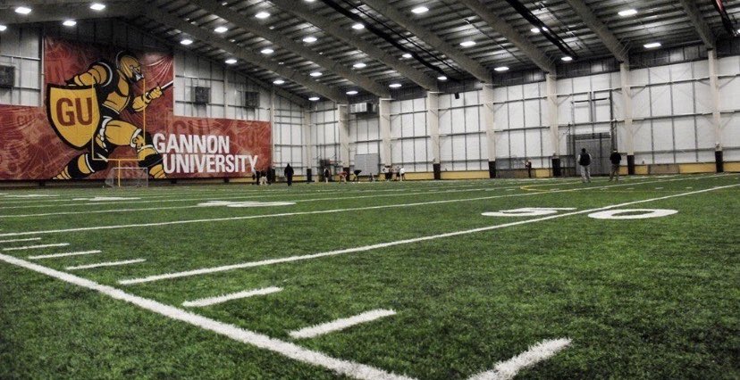QuinnRodak2019's tweet photo. Proud and excited to announce my commitment to further my academic and football career at Gannon University! Beyond thankful for the many coaches, players, family, and friends who have supported me throughout this process, and looking forward to the next step. #UKnighted #B3TS https://t.co/2hUDqZcsbz