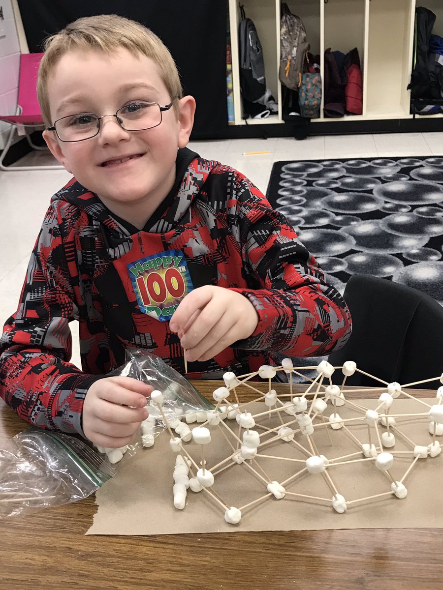 A_Littleton01's tweet photo. Building with 100 marshmallows and 100 toothpicks! #ShineSES @SalisburyEleme1 https://t.co/rYJyrIHFHX