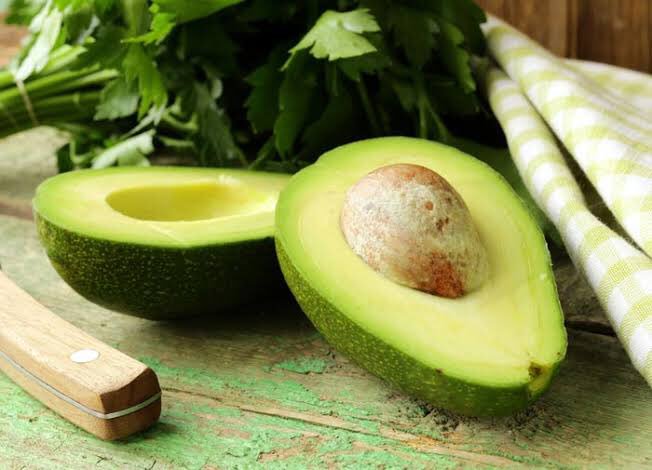 LeninBaca3's tweet photo. No se Ustedes, pero yo no voy a quitarle el Aguacate🥑 a mi vida.
#Uruapan https://t.co/UknjpUB1R7