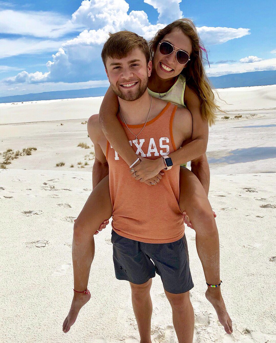 DanielPowell777's tweet photo. Happy birthday Leah!! I hope you have an INCREDIBLE day! Love and miss you dumbnut❤️🎉 https://t.co/rkWH1O4Lv5
