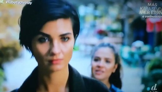 AdiccionTeve's tweet photo. Capítulo (6) #TubaEsDivinity
#TubaBüyüküstün #KivancTatlitug
#Sühan #SühanVenganzaYAmor
Lunes a Viernes 16.00HS @divinity_es https://t.co/CgqxftxEdd