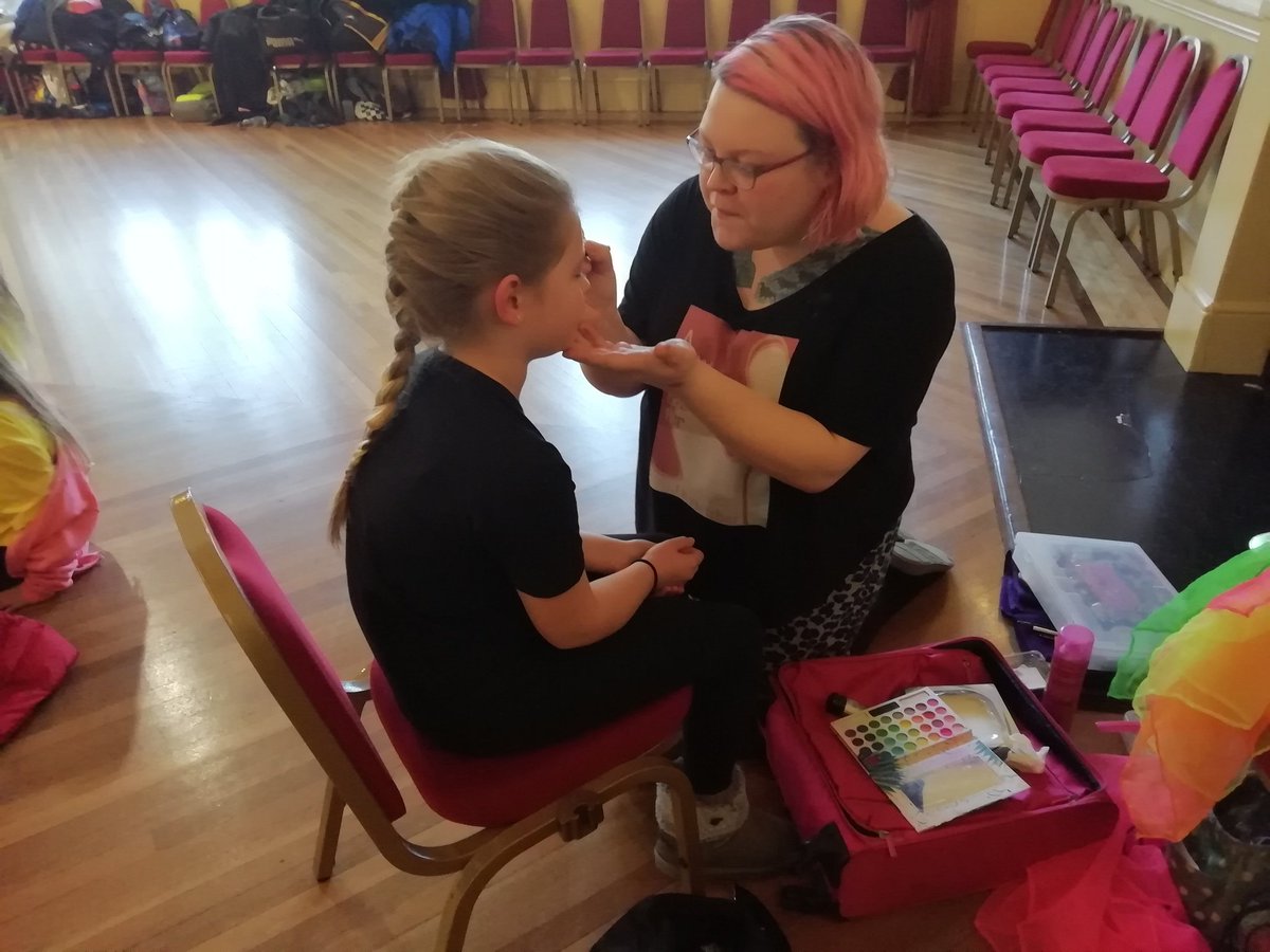 MrsEmeryPE's tweet photo. Hair and make-up is well under way thanks to Sarah at @hepcatsofnam. Love the glitter! https://t.co/QGzg5LhmU6