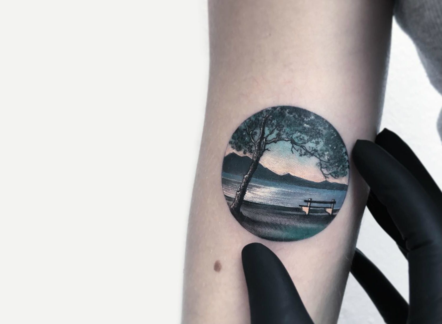 Minimalist Tattoo Ideas on X: "#tattoo #minimalisttattoo #naturetattoo https://t.co/6uWoH7akwV https://t.co/Ns4re6rLrJ" / X