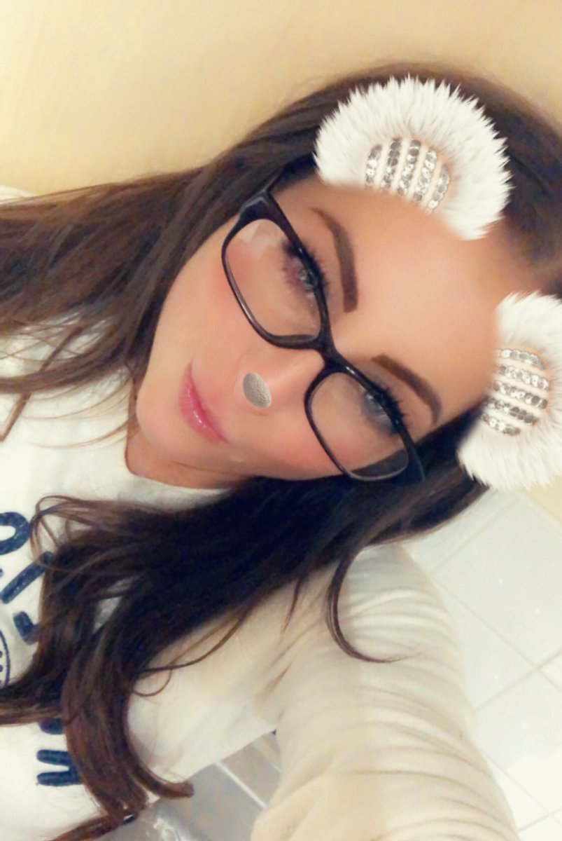 QueenCrystal_x's tweet photo. I want a #rtgame or #humiliationgame
Who’s been a bad puppy and needs to be punished? 😈
#findom #walletdrain #circledrain #sph #cbt #paypig #humanatm #walletrinse
@rt4goddesss @help_to_rinse @RTPiggyy @PolishFootSlave @rtslave_7 @touchRTP @PromoDommes @RTFindomPromo @RTP1G1 https://t.co/UsZfF8kiTS