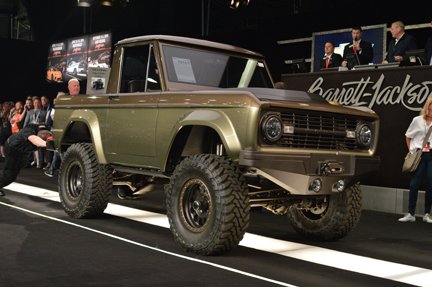 TimePiecePR's tweet image. .@Barrett_Jackson positions collector car market for the future, solidifies trend for Resto-Mods bit.ly/2Tx4Sx9