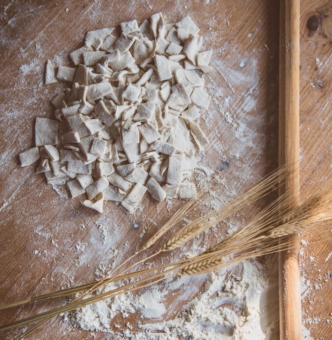 A Magic Cabinet tweet media