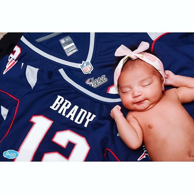 Life365Portrait's tweet photo. Congrats to the #Patriots on winning Super Bowl LIII! What was your favorite commercial during the game? [photo: Alyssa // CA] #nfl https://t.co/5UhiLqjeEv https://t.co/DNu0HzUoPg