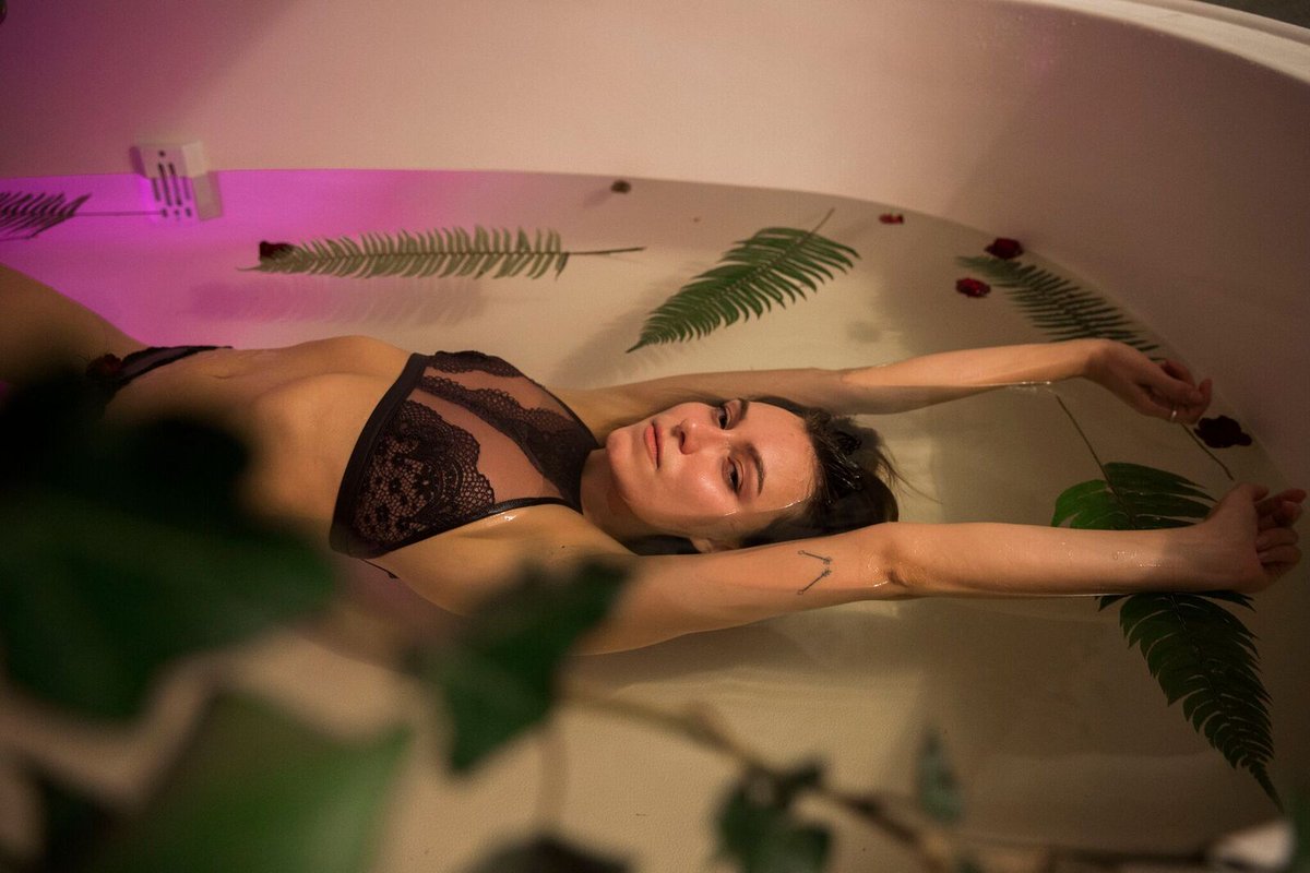 Now through 2/14 we're offering you a chance to love yourself, friends &amp; family a little more. 2 floats for $89, baby! Members get a little extra treat too — $10 back in account credit for every promo purchase. <3 <3 <3