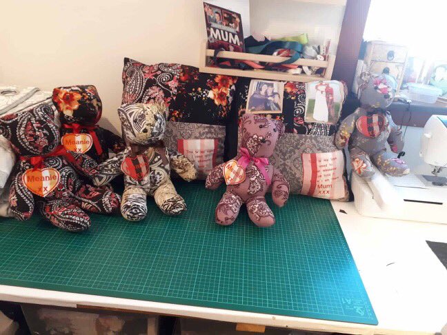 memorybears_uk's tweet image. 5 beautiful memory bears and cushions made from a mums tops ❤️