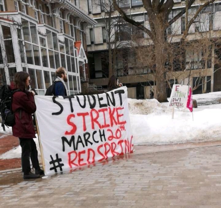 londonshan97's tweet photo. #redspring #SaveOSAP #OSAPprotest #osap https://t.co/qP0IdGA9nI