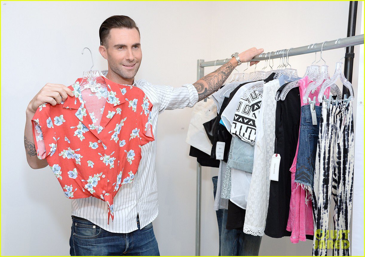 Nikki Glaser on Twitter "I need you to know that Adam Levine has his