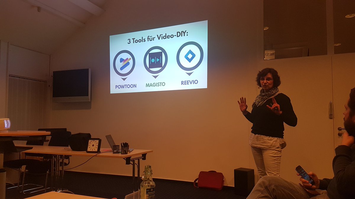 Individualisierte Videos schnell und einfach produzieren - wie das geht erklärt Barbara in Session 2 beim <a href="/CampMontagFL/">CampMontag Flensburg</a> im #technologiezentrum Flensburg ^ls #video #marketing #template #flensburg