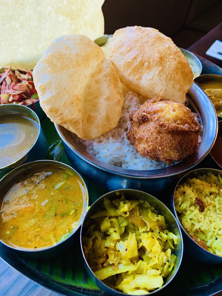 HoustonKumar's tweet photo. Start your week with a #delicious #meal at #Kumar’s houston!!💥
#southindianfood #unlimitedmeals #bananaleafmeals #houston #halal #htx #hungry #houstonfoodblogger #tamil #houstonbestfood #tamilcuisine #houstonmonday #houstonfood #houstonfoodie #houstonrestaurants #houstoncity https://t.co/jghpliRKiB