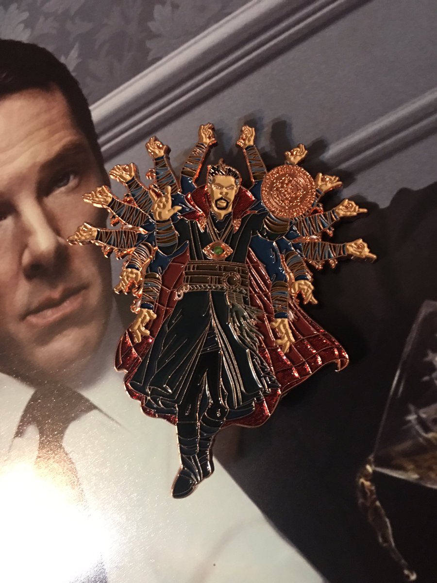 duskybatfishgrl's tweet photo. To celebrate #DoctorStrange’s mini moment in #AvengersEndgame teaser 😬, another giveaway! A Marvel Gallery figure, the Images of Ikkon badge/brooch, a Patrick Melrose poster, &amp; bonus random Avengers mini-figures. RETWEET to go into draw. Ends AEST 8pm Monday 11 Feb. T&amp;Cs below. https://t.co/OpMNwXBPfd
