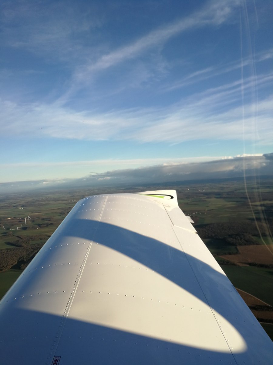 RaviPAUL2's tweet photo. That's a view I like to see !!! #aviation #passion #flight #nature #paradise https://t.co/UgNjY2mGDP